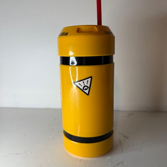 NWT 2020 Disney Parks Monsters Inc Scream Canister Sipper Cup Bottle - Picture 3 of 9